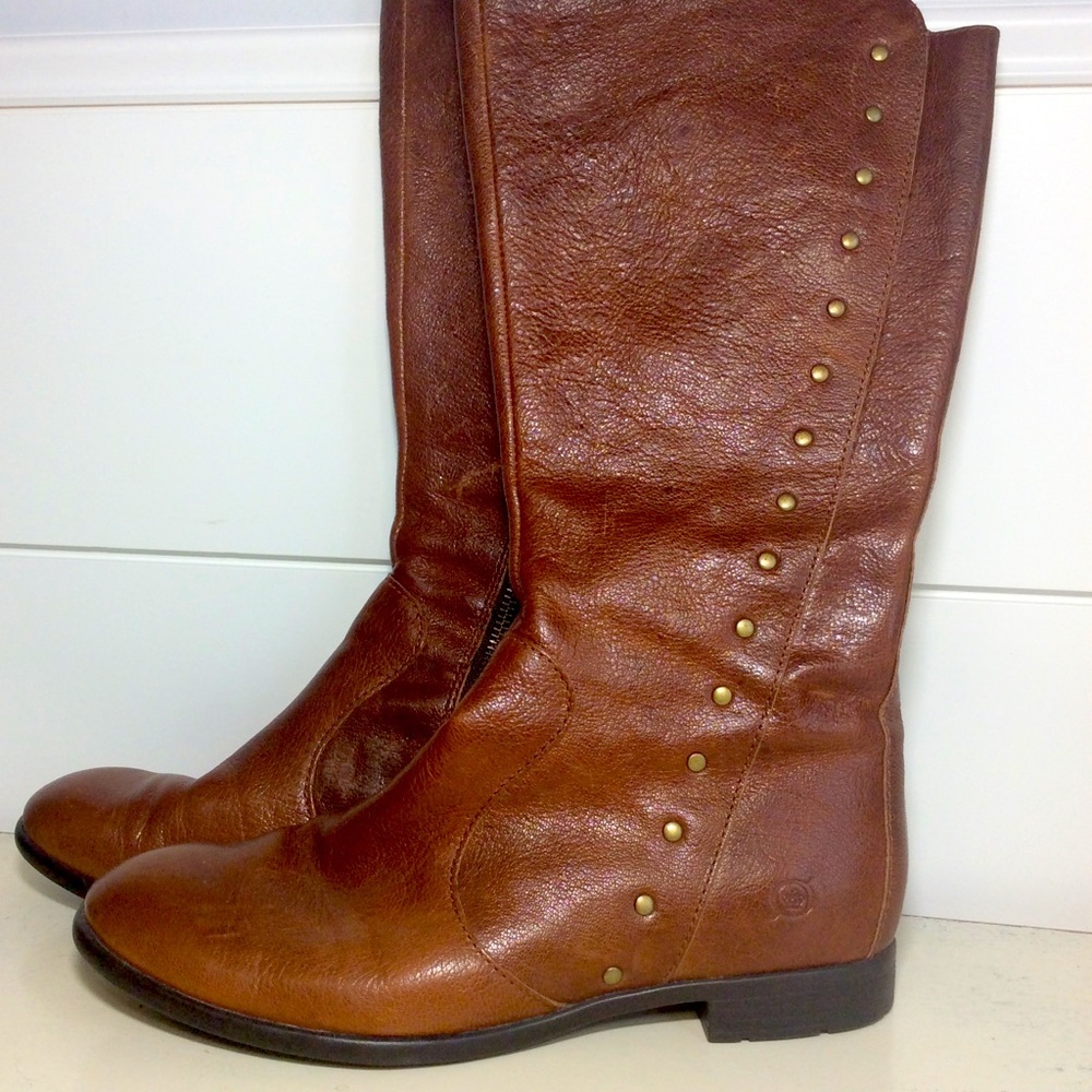 Like New Born Boots Size 7.5